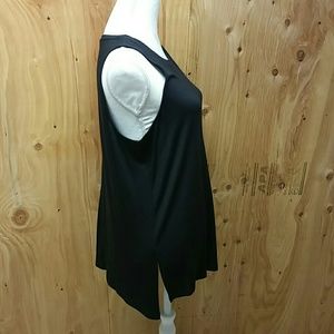 Athleta black threadlight layering tank Size L
